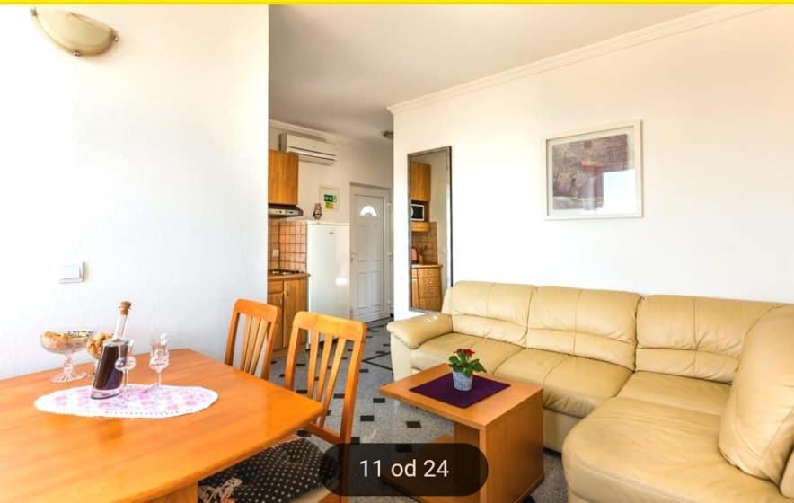 Apartment Tomic 2 ماكارسكا المظهر الخارجي الصورة